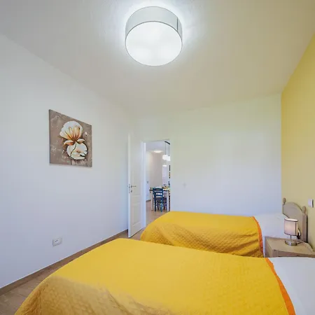 La Mela Musona By Interhome Semesterbostad Maissana