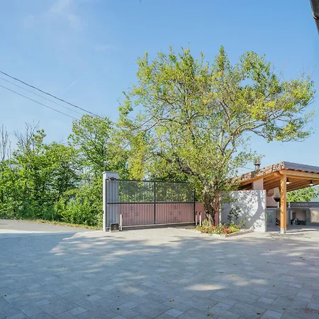 La Mela Musona By Interhome Semesterbostad Maissana